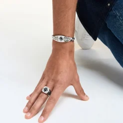 Discount Bracelet Zancan En Argent Avec Maille Gourmette Et Plaque Avec Rose Des Vents En Ceramique. Bracelets