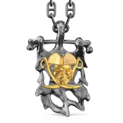 Flash Sale Silver Necklace With Pirate Pendant. Colliers