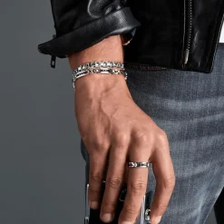 Clearance Zancan Silver Band Ring With Black Stones. Bagues